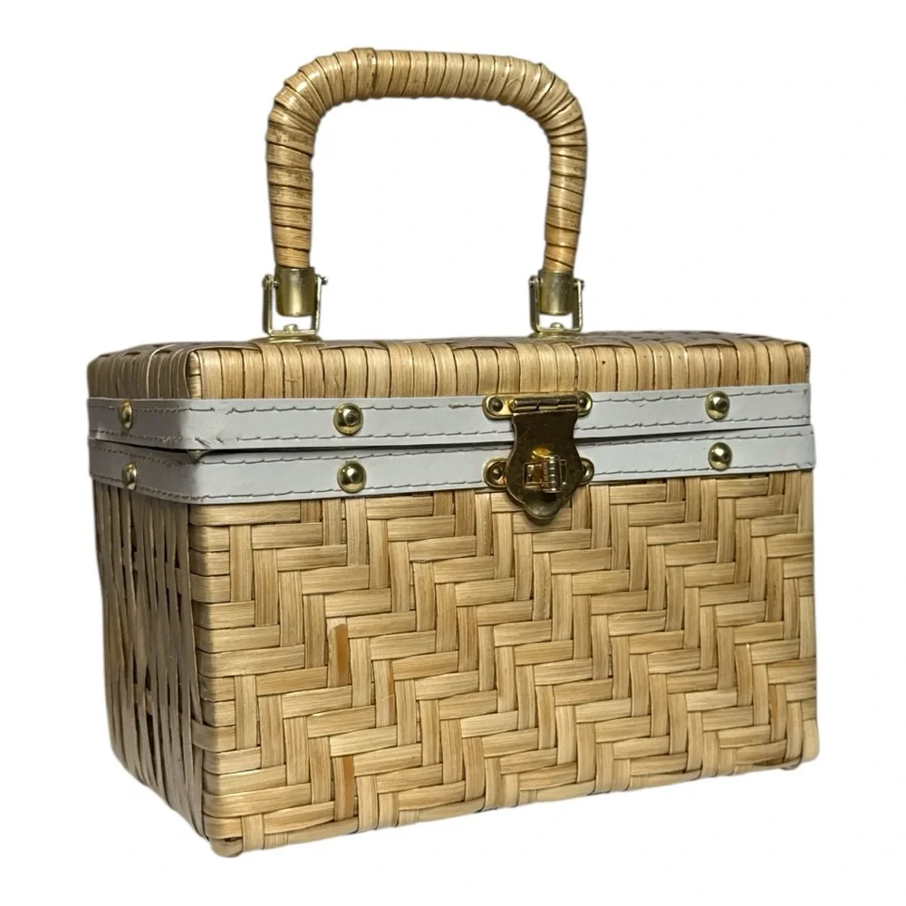 VINTAGE 1950s CHEVRON PATTERN STRAW WICKER WOVEN BOX HAND BAG - Picture 1 of 13